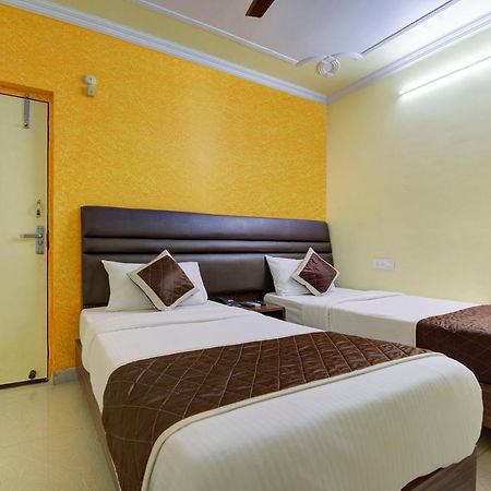 Oyo 9209 Hotel Garden Villa Patna  Kültér fotó